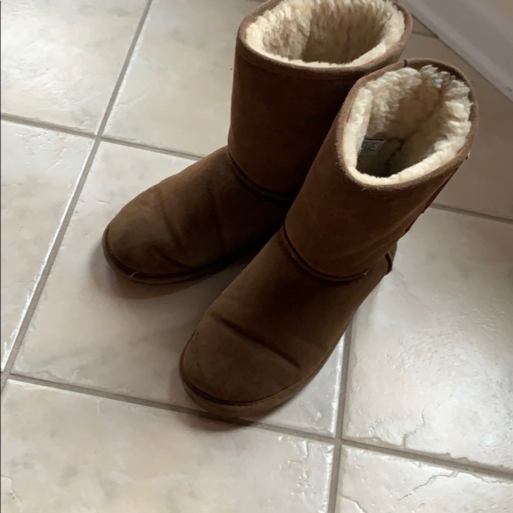 Bearpaw boots